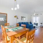 Sunny Holiday home