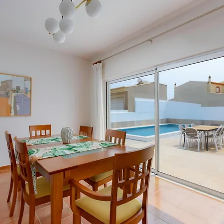 Holiday Central Sagres Сагреш