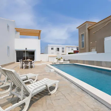 Sunny Holiday home *